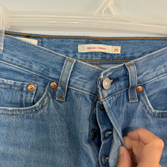 Levi’s Premium Wedgie Straight Crop Size 25 - Picture 3 of 10